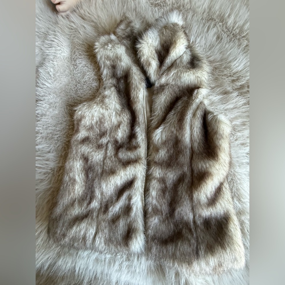 Me Jane Kids Faux Fur Vest - Cream